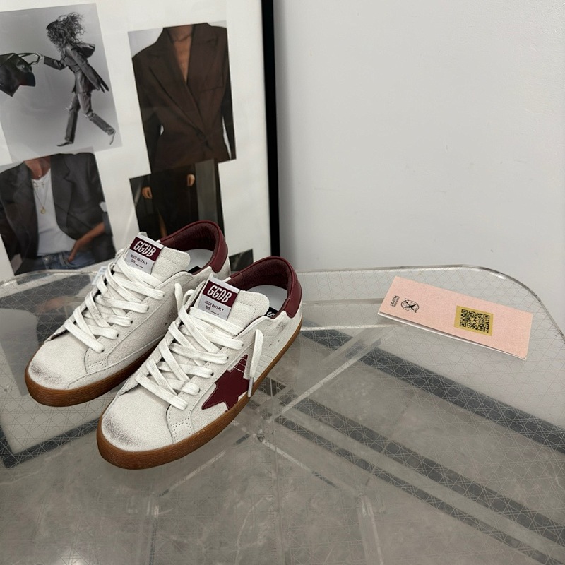 GOLDEN GOOSE SHOES (61)
