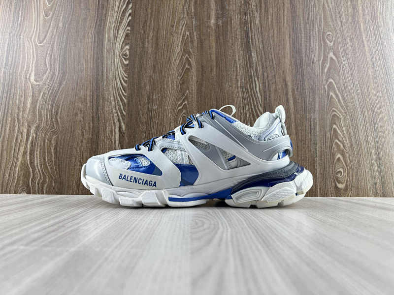 BALENCIAGA SHOES (144)
