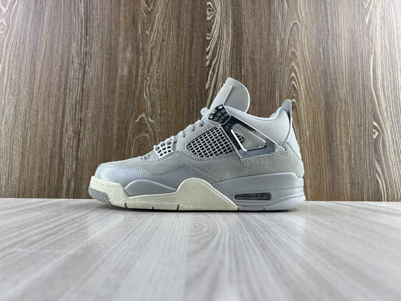 NIKE AIR JORDAN 4 (45)