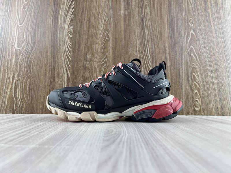 BALENCIAGA SHOES (132)