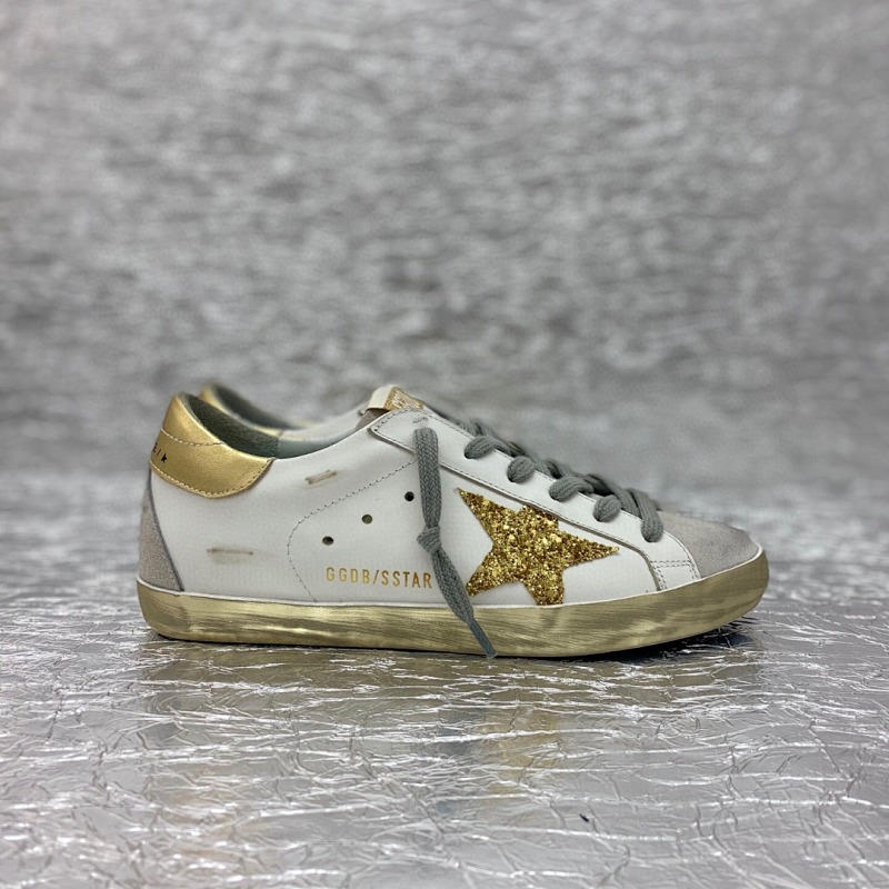 GOLDEN GOOSE SHOES (1961)