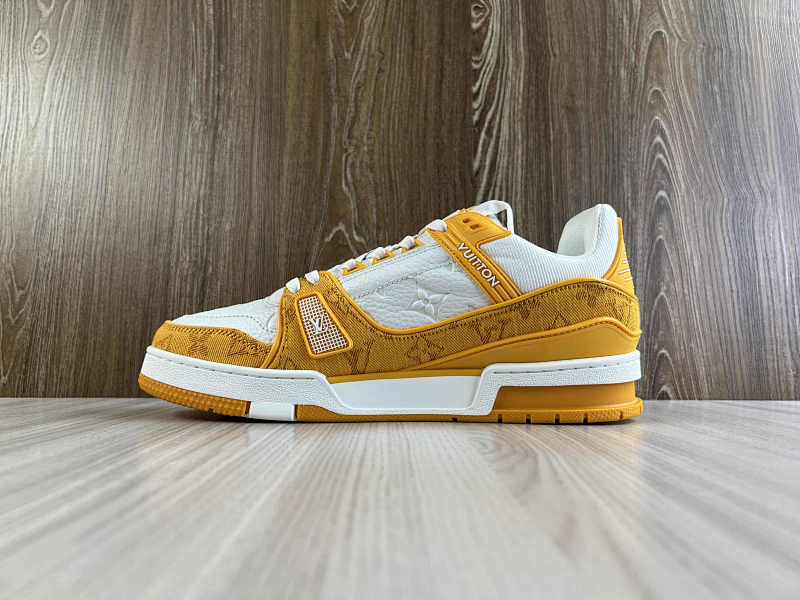 LOUIS VUITTON SHOES (70)