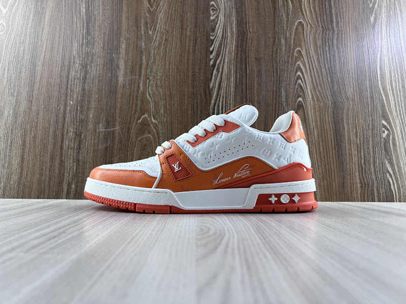 LOUIS VUITTON SHOES (55)