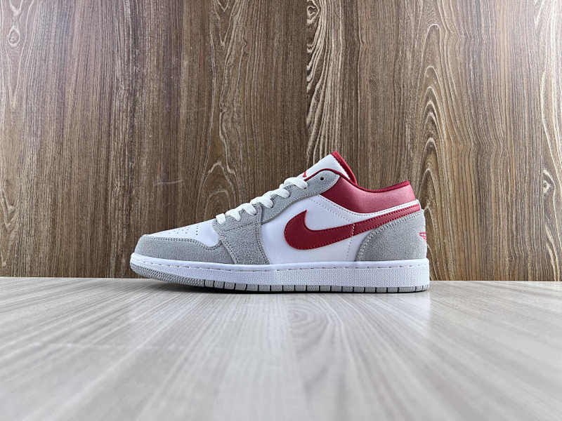NIKE AIR JORDAN 1 LOW (98)