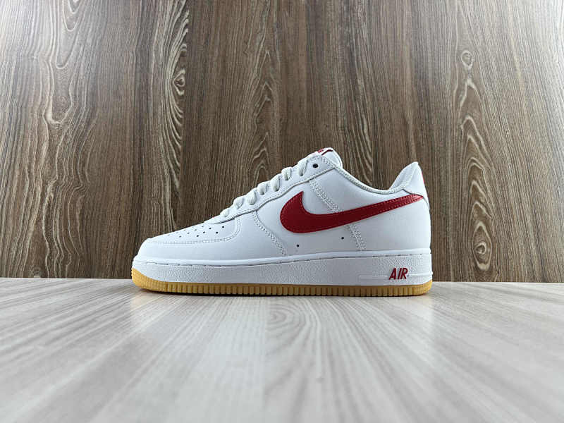 NIKE AIR FORCE 1 (50)