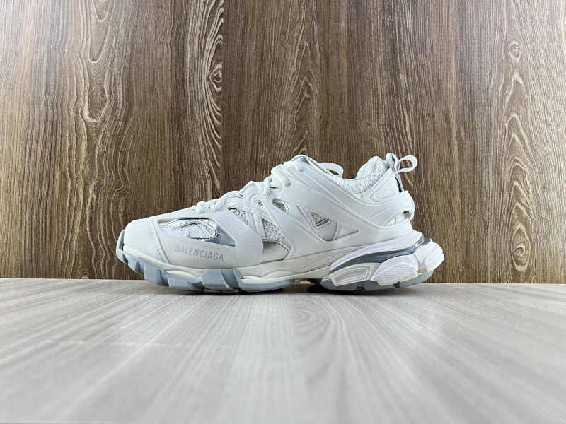 BALENCIAGA SHOES (9)