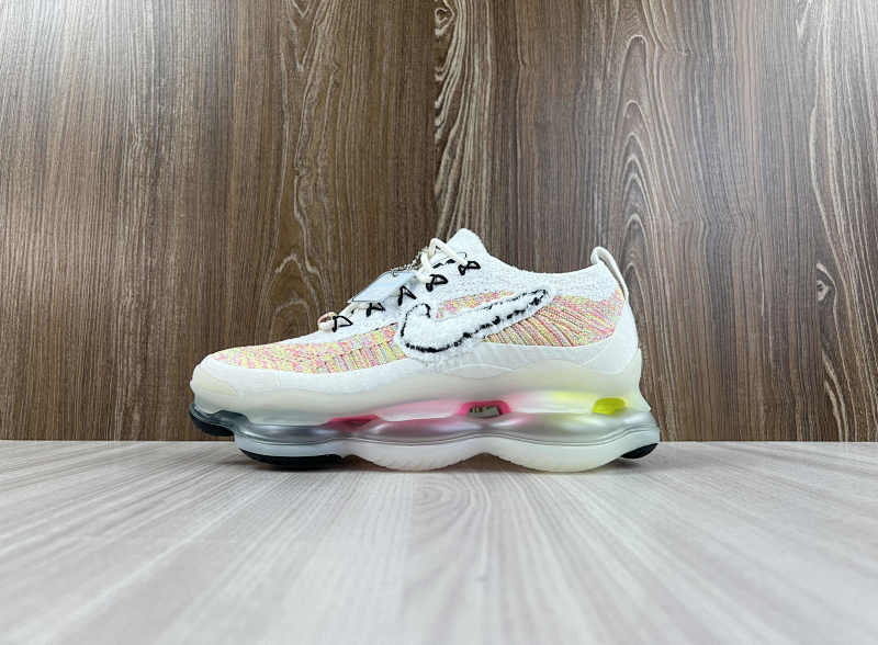 NIKE VAPORMAX (15)