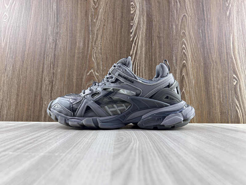 BALENCIAGA SHOES (217)