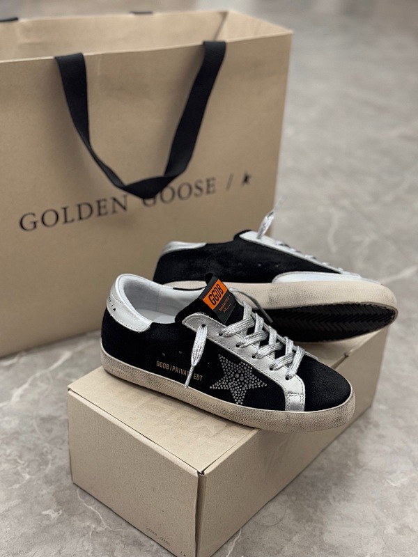GOLDEN GOOSE SHOES (14)
