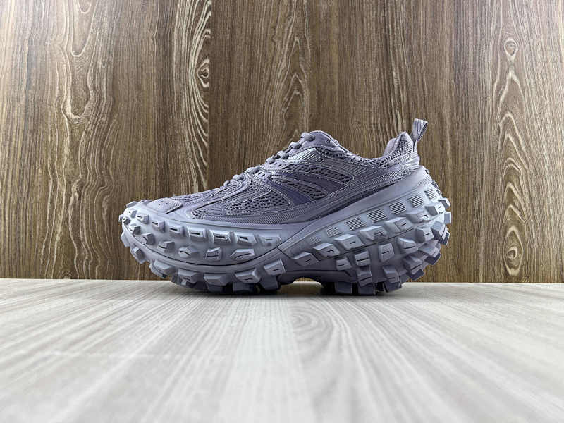 BALENCIAGA SHOES (25)