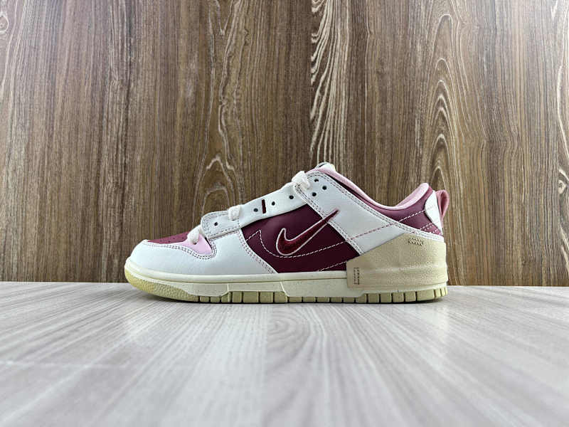 NIKE DUNK (225)