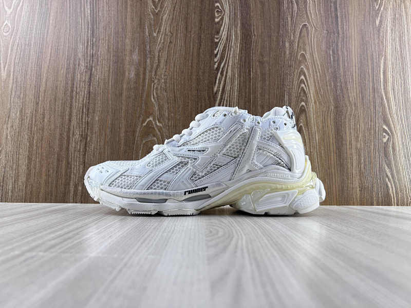 BALENCIAGA SHOES (58)