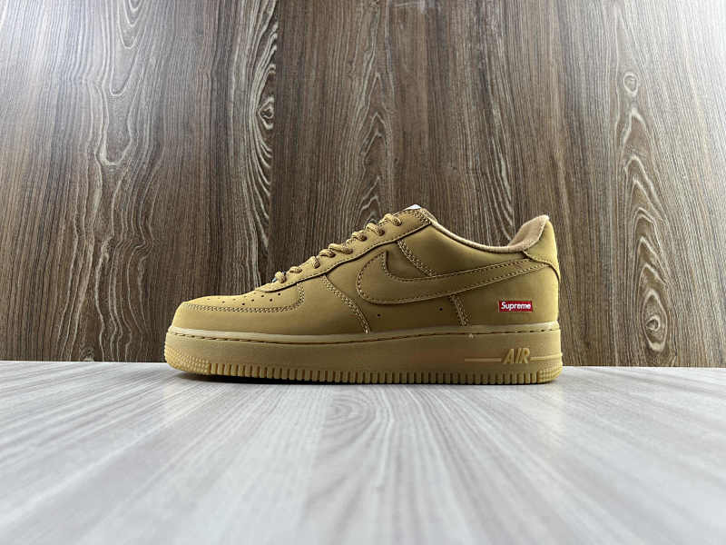 NIKE AIR FORCE 1 (85)