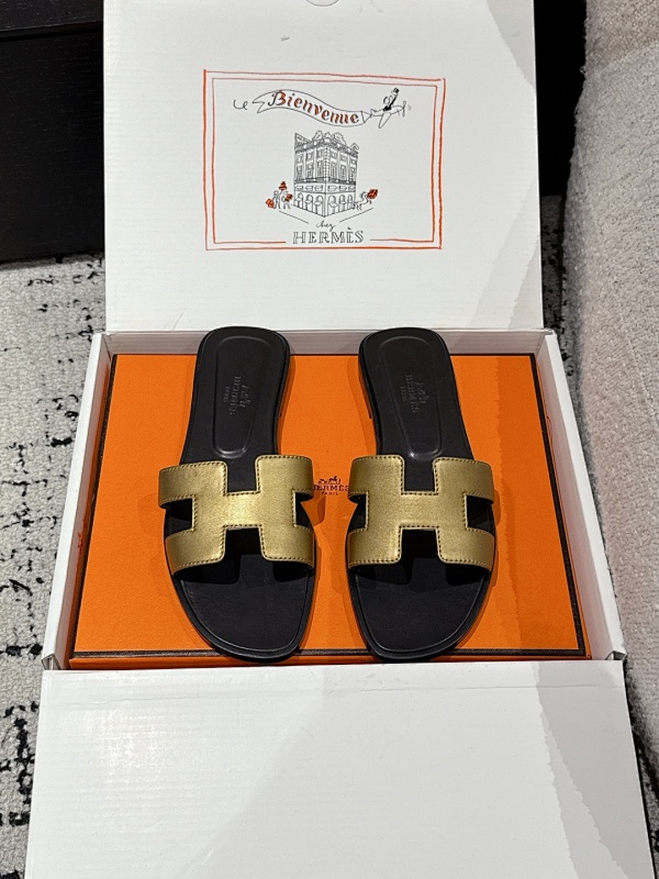 HERMES SHOES (493)