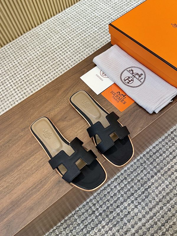 HERMES SHOES (454)