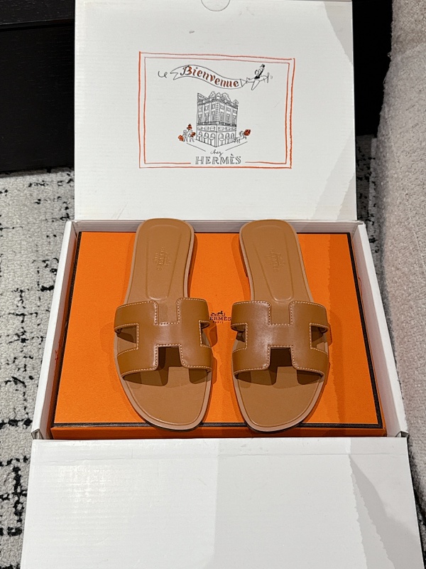 HERMES SHOES (497)