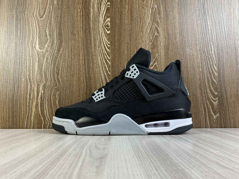 NIKE AIR JORDAN 4 (97)