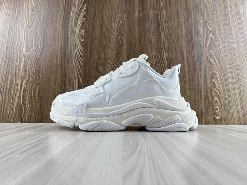 BALENCIAGA SHOES (152)