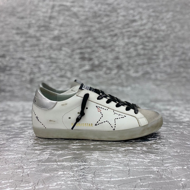 GOLDEN GOOSE SHOES (1924)