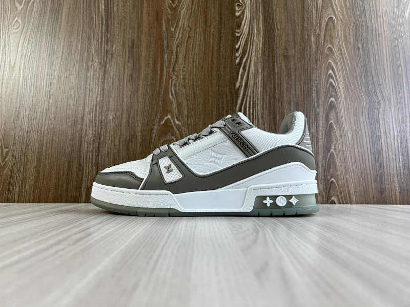 LOUIS VUITTON SHOES (69)