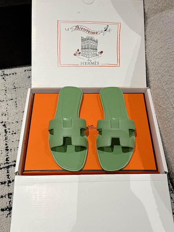 HERMES SHOES (481)
