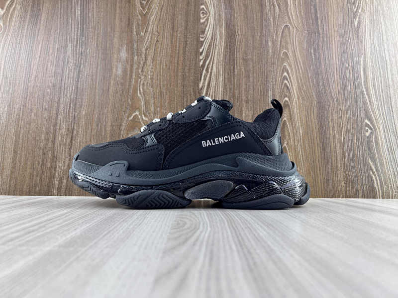BALENCIAGA SHOES (199)