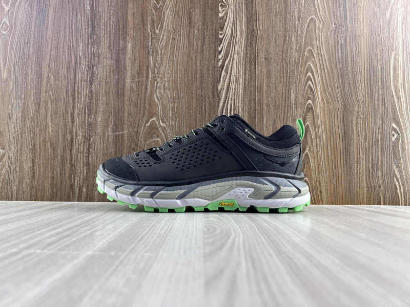 HOKA SHOES (2)