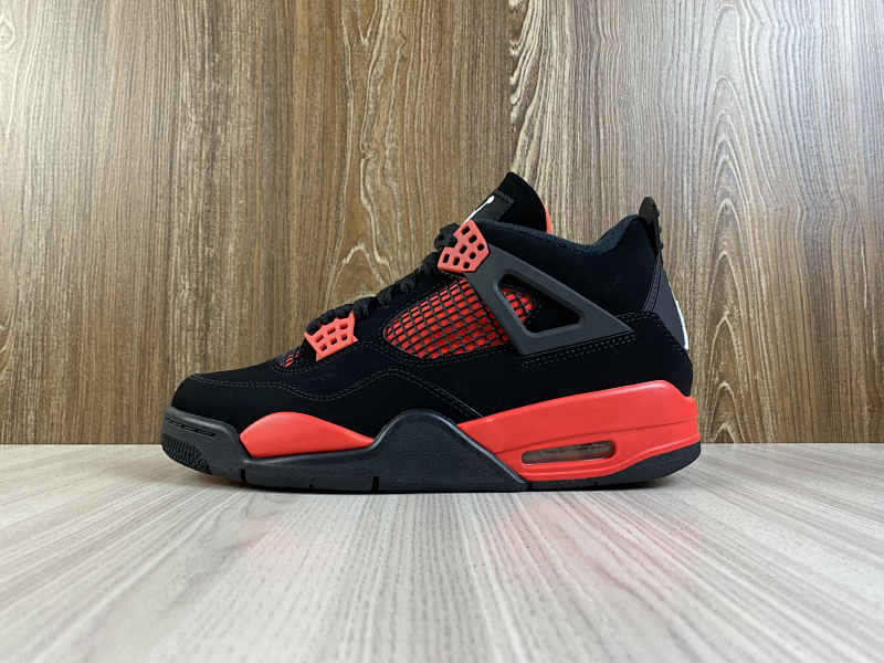 NIKE AIR JORDAN 4 (162)