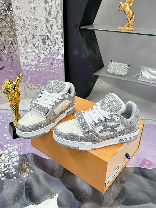 LOUIS VUITTON SHOES (6)