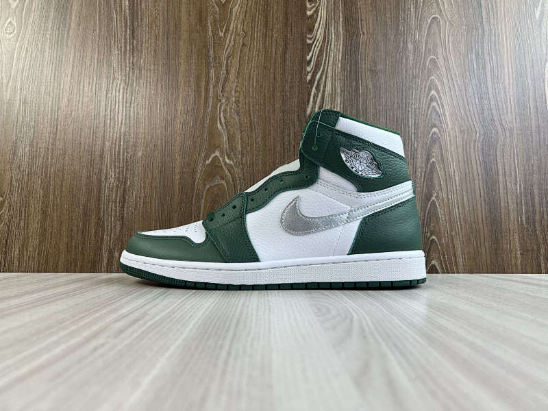 NIKE AIR JORDAN 1 HIGH (118)