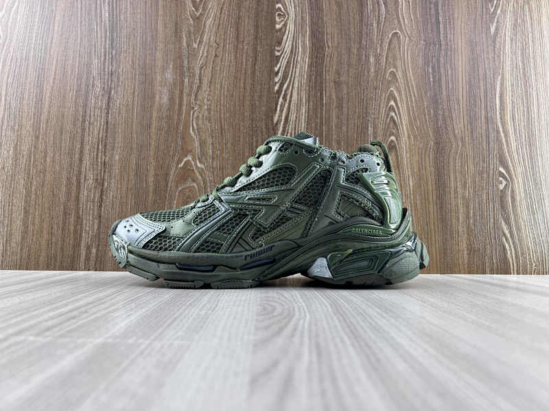 BALENCIAGA SHOES (64)