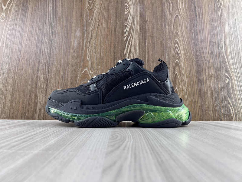 BALENCIAGA SHOES (204)