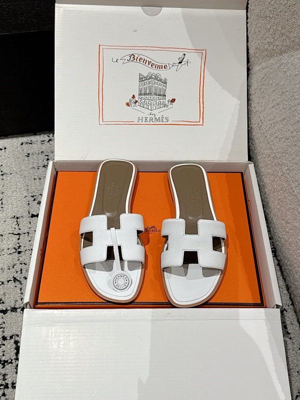 HERMES SHOES (468)