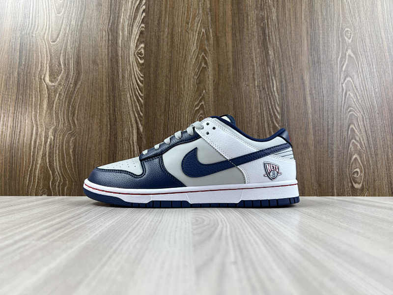 NIKE DUNK (140)