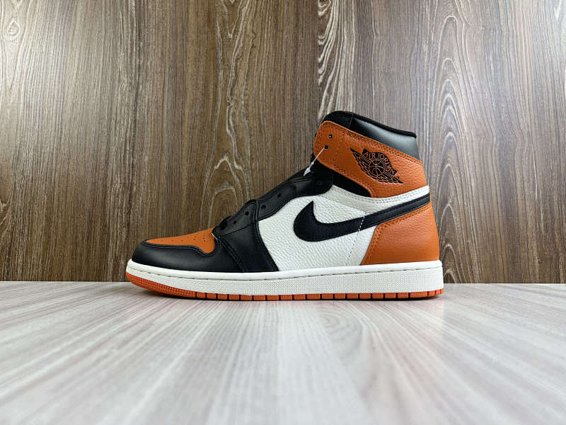 NIKE AIR JORDAN 1 HIGH (90)