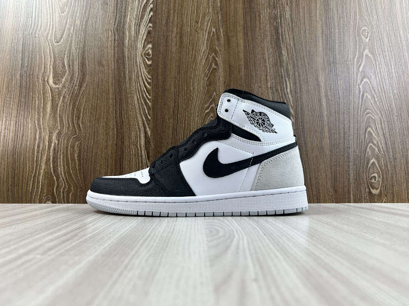 NIKE AIR JORDAN 1 HIGH (63)