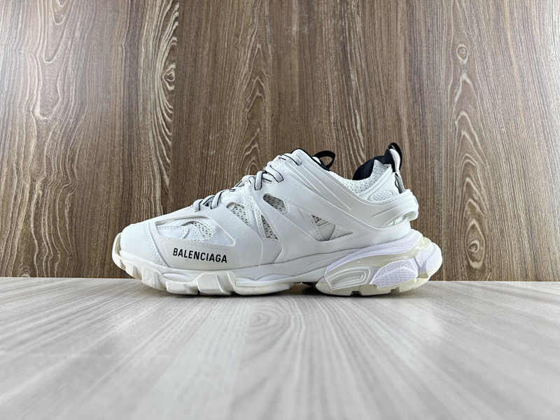 BALENCIAGA SHOES (161)