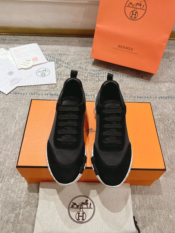HERMES SHOES (200)