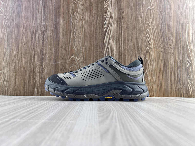 HOKA SHOES (4)