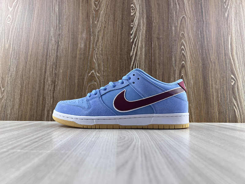 NIKE DUNK (331)