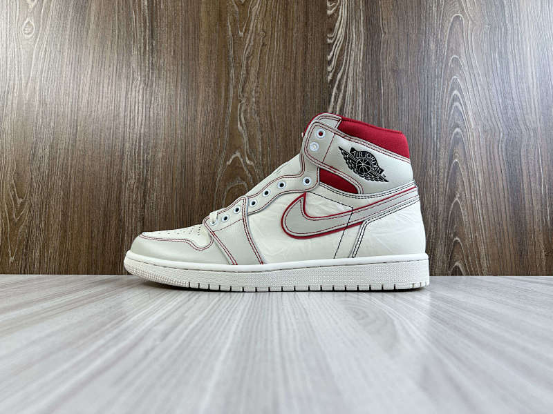 NIKE AIR JORDAN 1 HIGH (111)