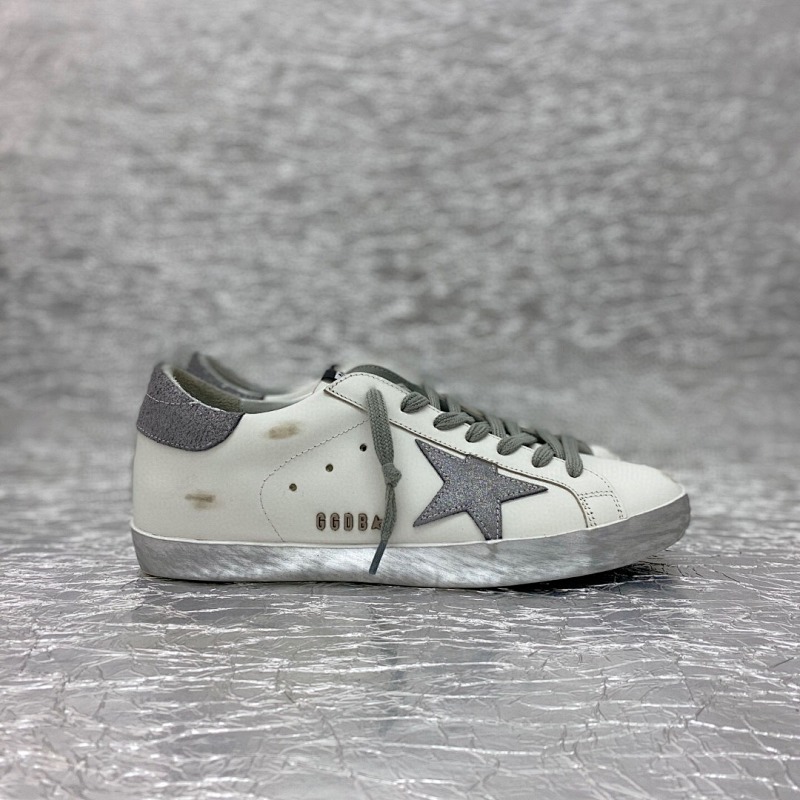 GOLDEN GOOSE SHOES (1977)