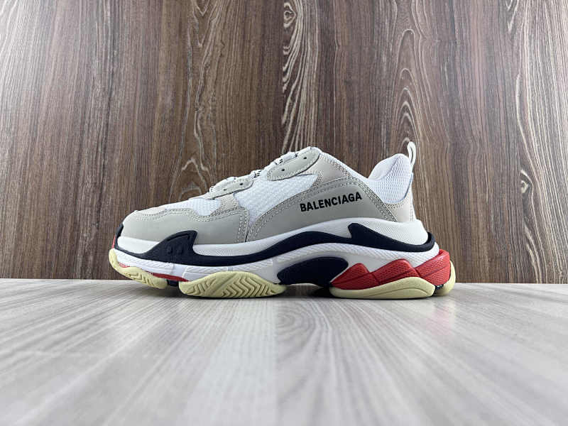 BALENCIAGA SHOES (245)