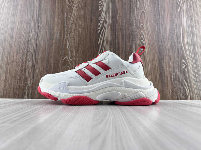BALENCIAGA SHOES (238)