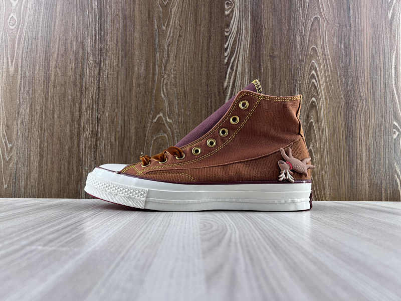 CONVERSE SHOES