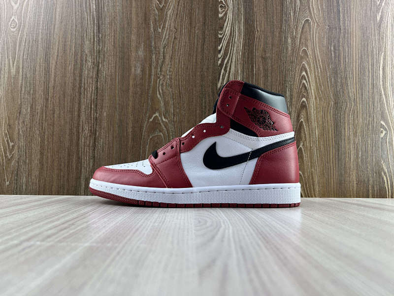 NIKE AIR JORDAN 1 HIGH (18)