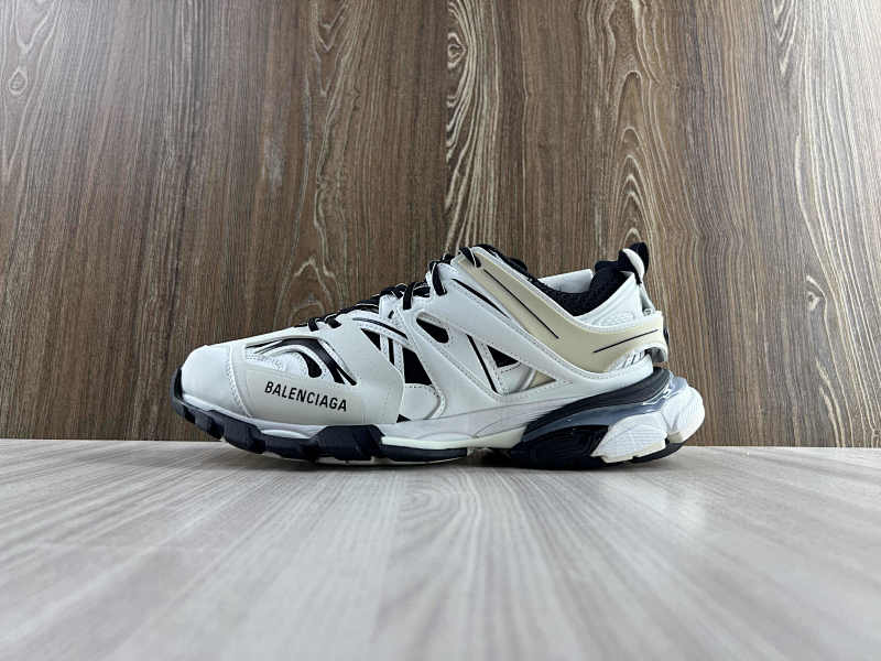 BALENCIAGA SHOES (262)