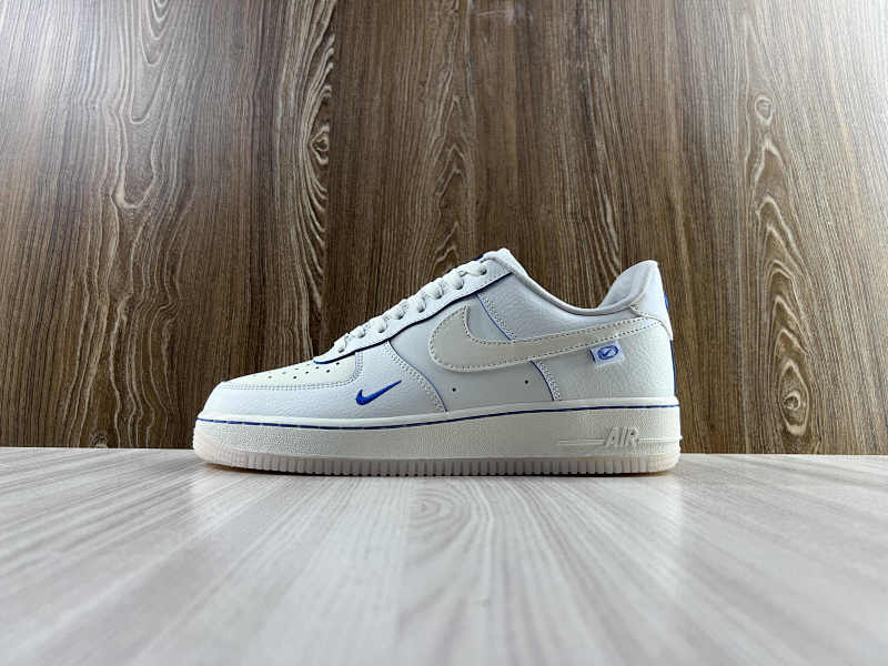 NIKE AIR FORCE 1 (76)
