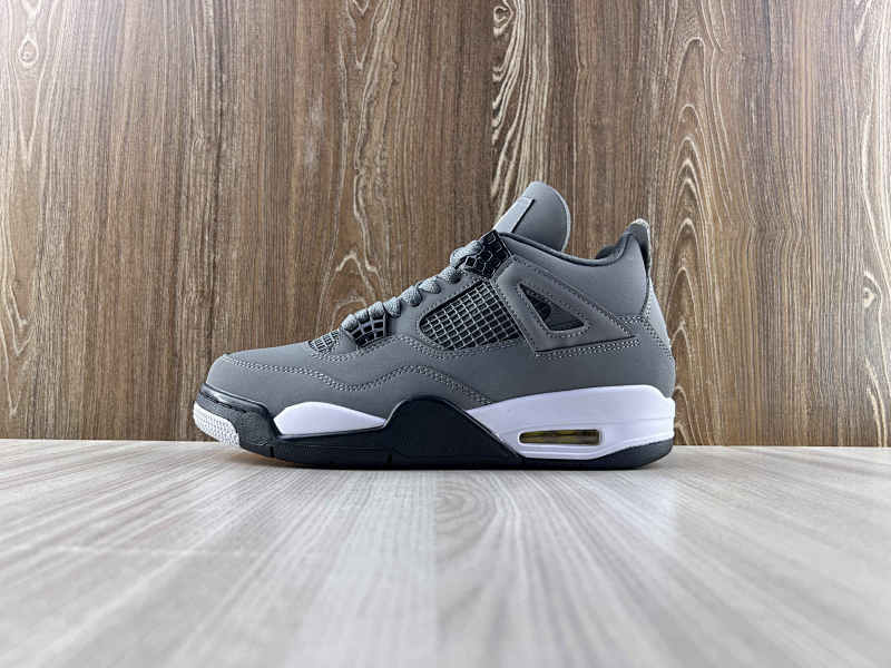 NIKE AIR JORDAN 4 (32)