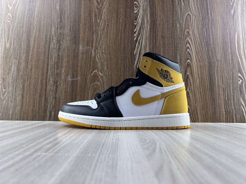 NIKE AIR JORDAN 1 HIGH (34)